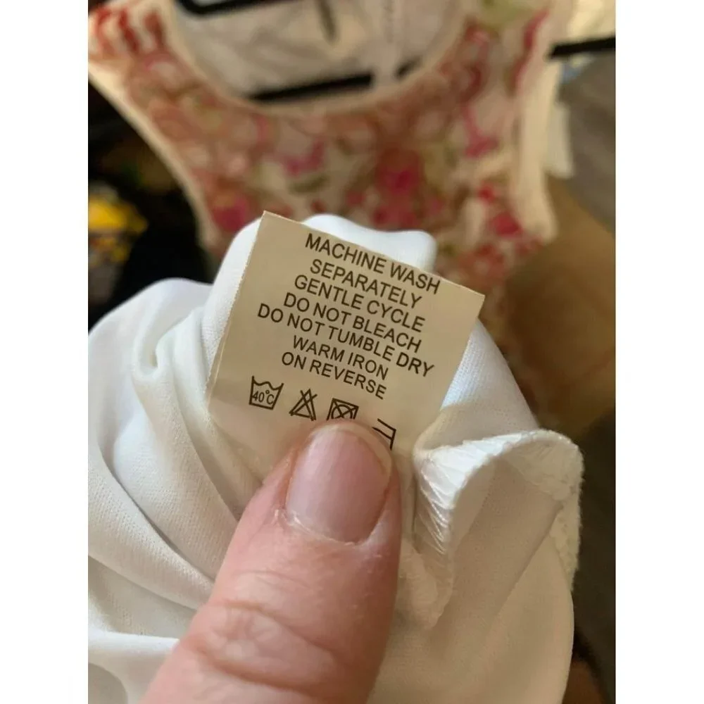 Magic Lined Embroidered Dress White Girls Size Medium
